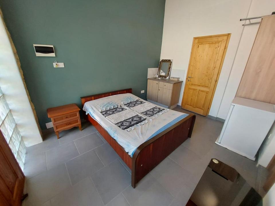 Anna Guesthouse 10 Min Walk From The Beach Larnaca Exterior photo