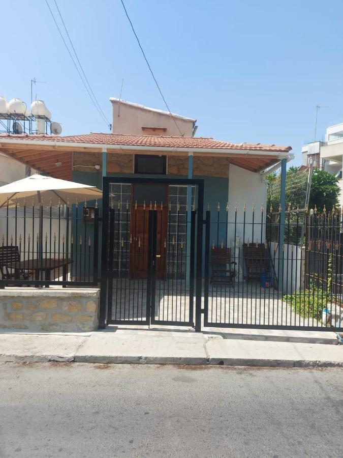 Anna Guesthouse 10 Min Walk From The Beach Larnaca Exterior photo